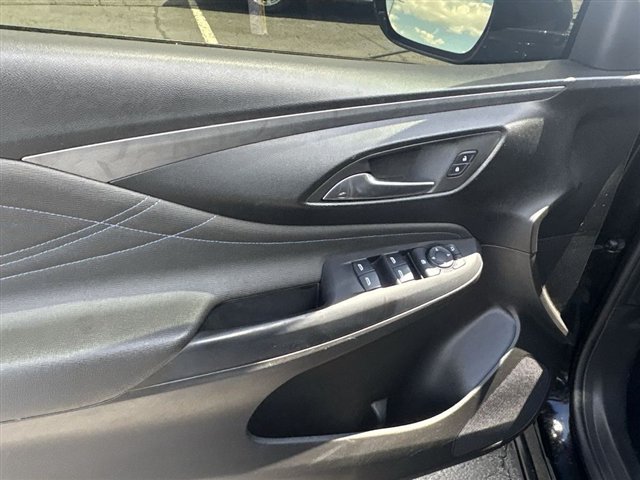 Certified 2025 Buick Envista Sport Touring w/ Convenience I Package FWD image 22