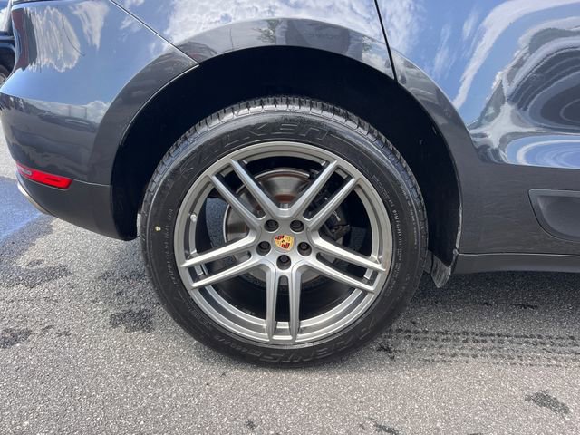 Used 2019 Porsche Macan AWD/4WD image 35