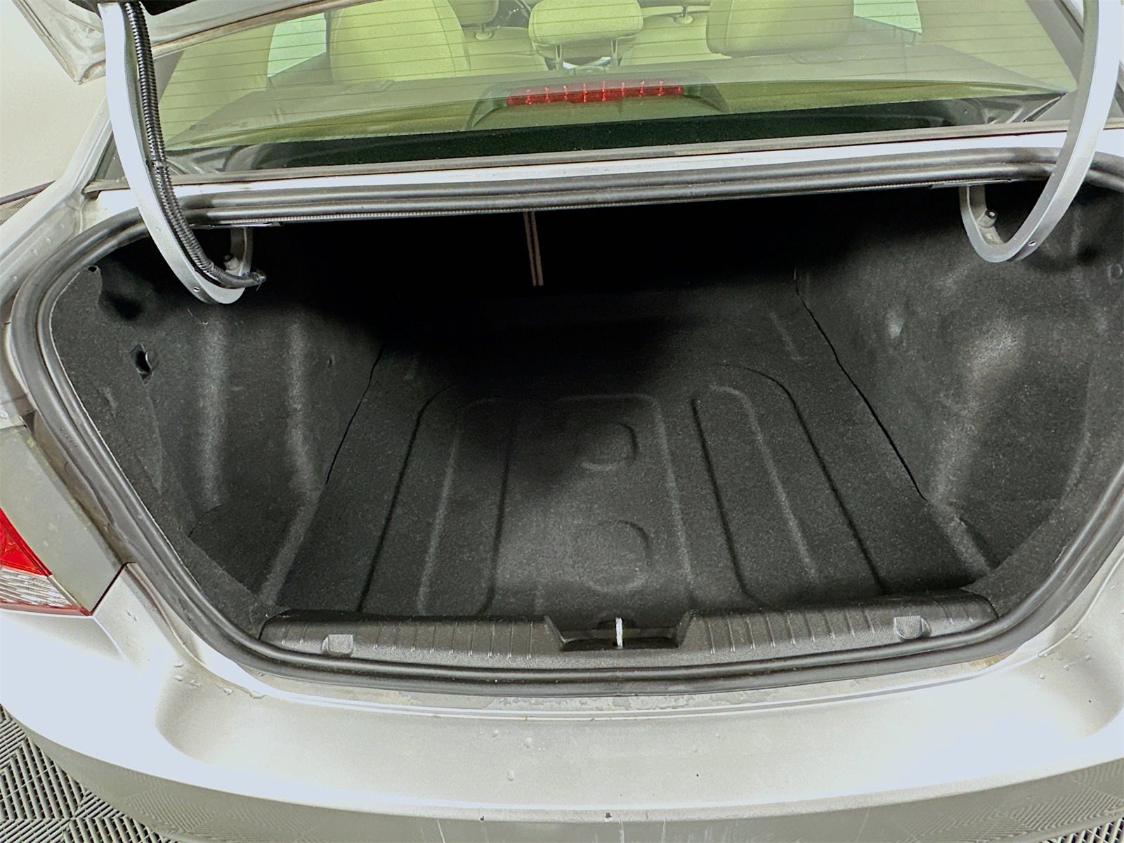 Used 2011 Chevrolet Cruze LTZ image 22