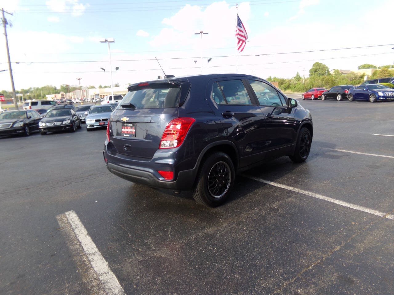 Used 2018 Chevrolet Trax LS FWD image 7