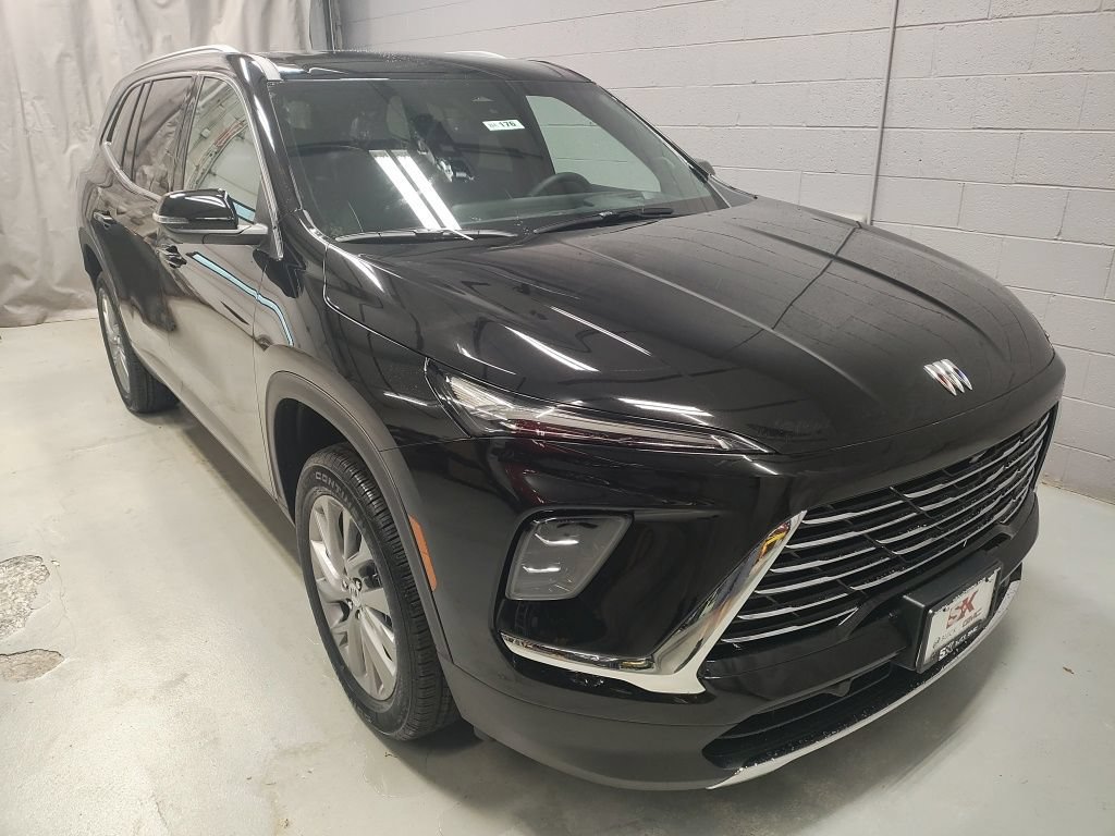 New 2026 Buick Enclave Preferred w/ Power Package FWD image 5