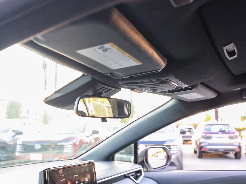 Used 2023 Toyota Corolla SE image 13