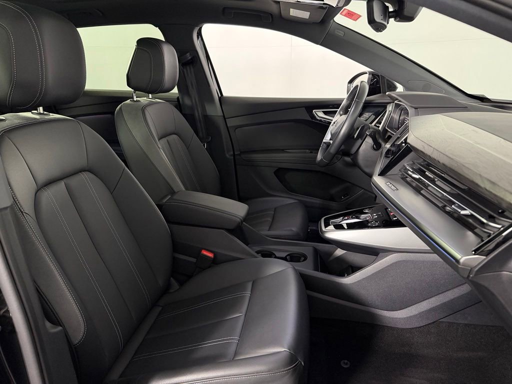 Used 2024 Audi Q4 e-tron Premium Plus AWD/4WD image 33