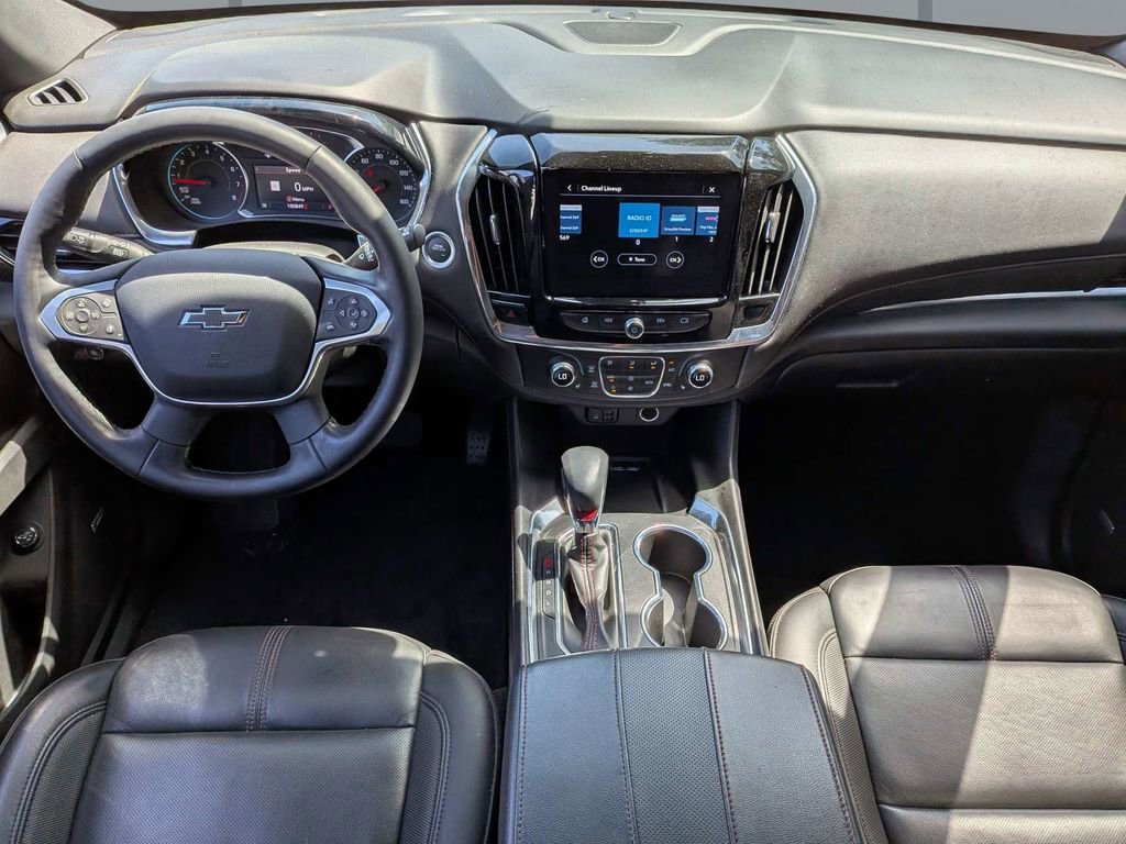 Used 2023 Chevrolet Traverse RS image 15