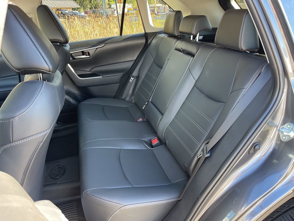 Used 2024 Toyota RAV4 XLE Premium image 22