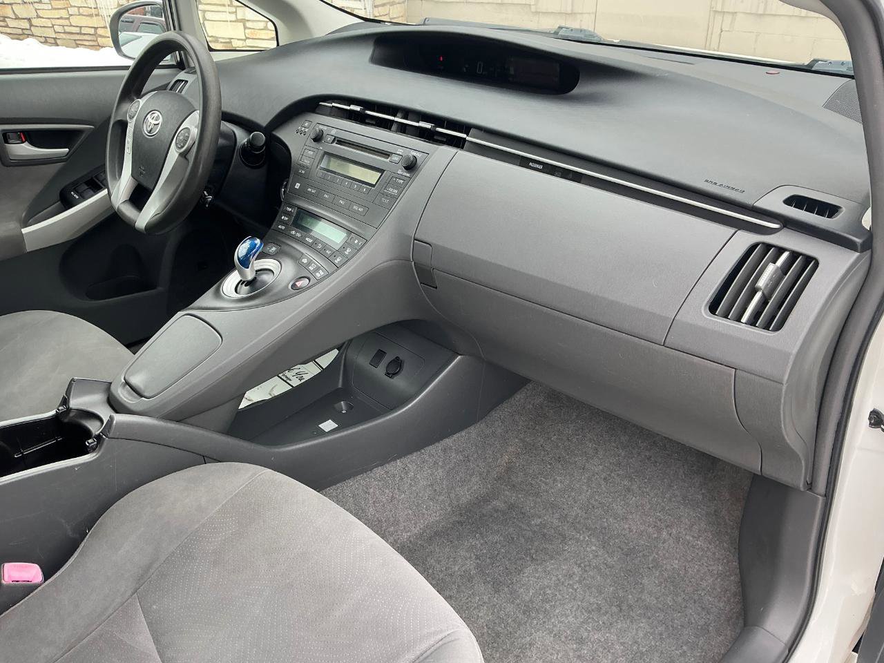 Used 2010 Toyota Prius Five image 9