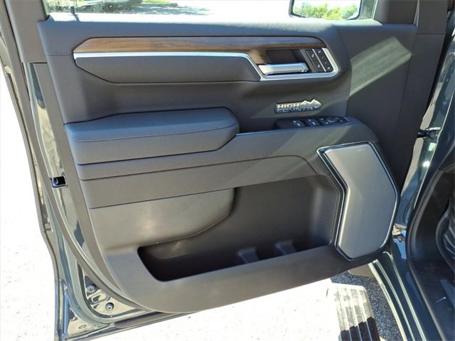 New 2026 Chevrolet Silverado 1500 High Country w/ Technology Package image 18