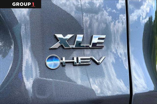 Certified 2025 Toyota RAV4 XLE AWD/4WD image 10