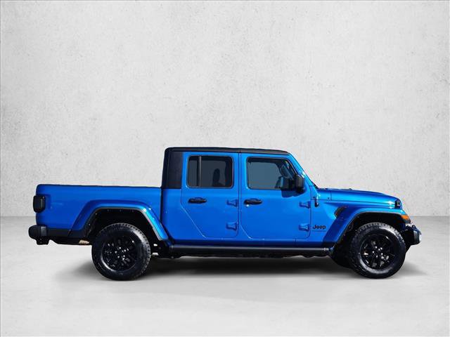Used 2023 Jeep Gladiator Sport image 4