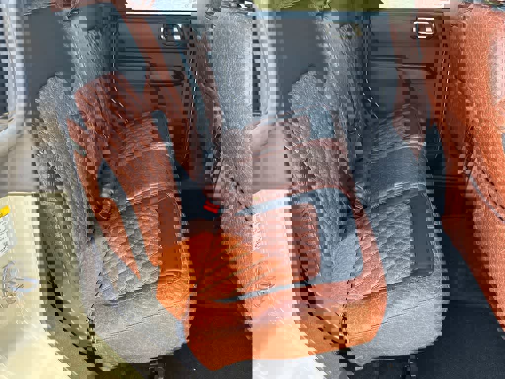 New 2025 Ford Bronco 4-Door image 14