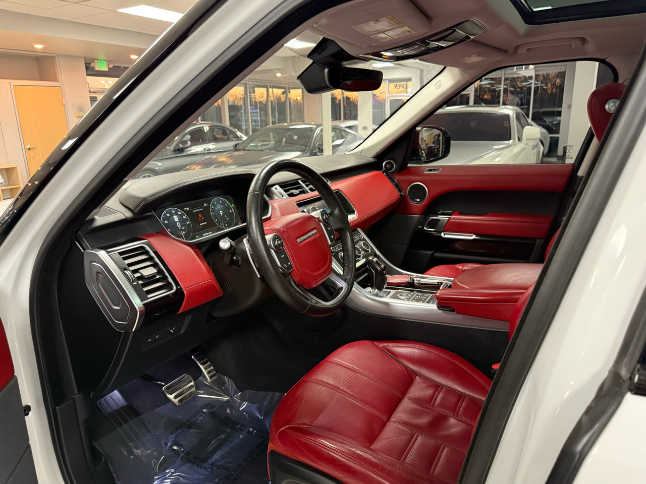 Used 2017 Land Rover Range Rover Sport Autobiography image 11