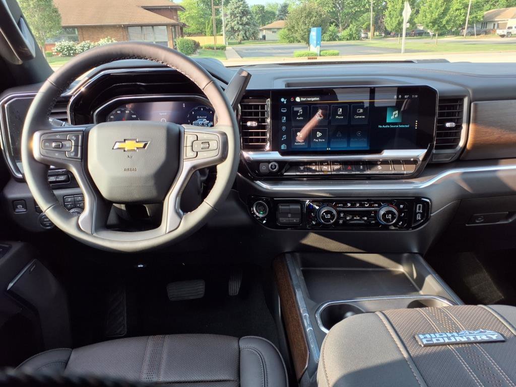 New 2025 Chevrolet Silverado 2500 High Country w/ High Country Premium Package image 11