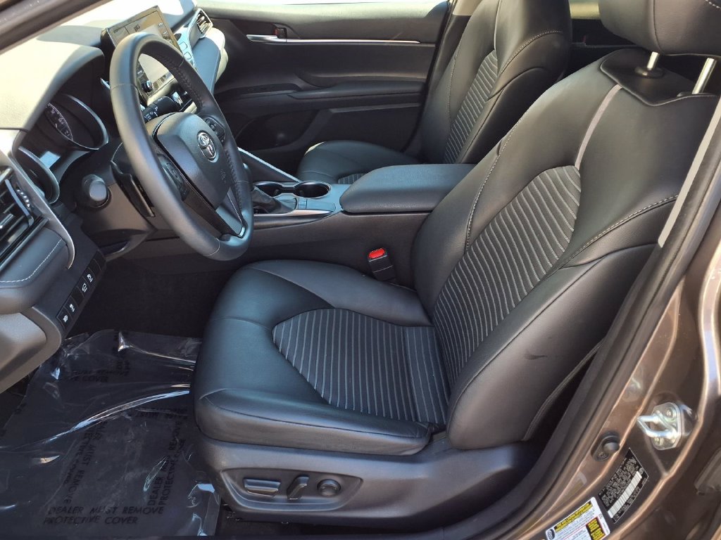 Used 2024 Toyota Camry SE FWD image 17