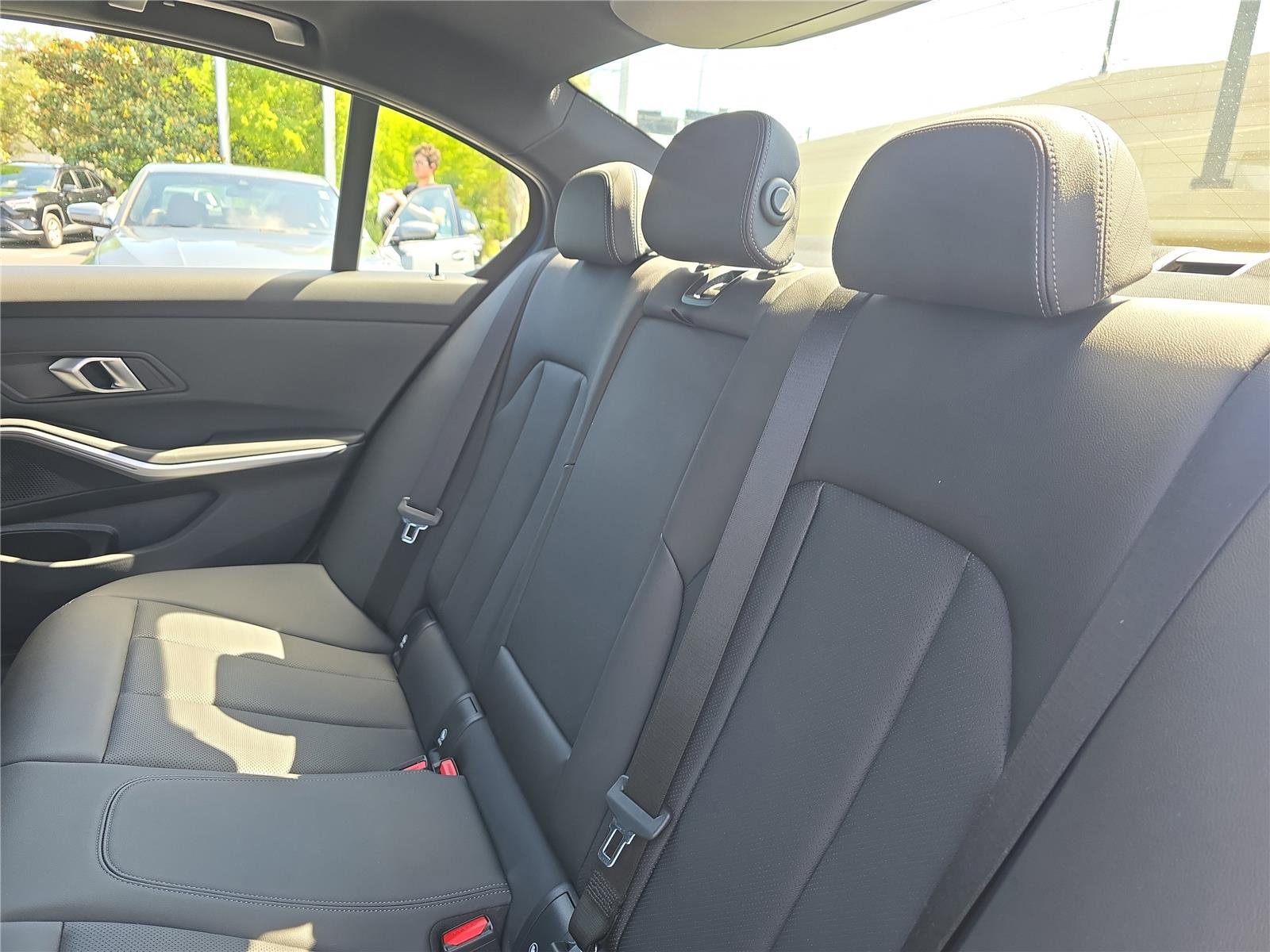 Used 2025 BMW 330i Sedan RWD image 11