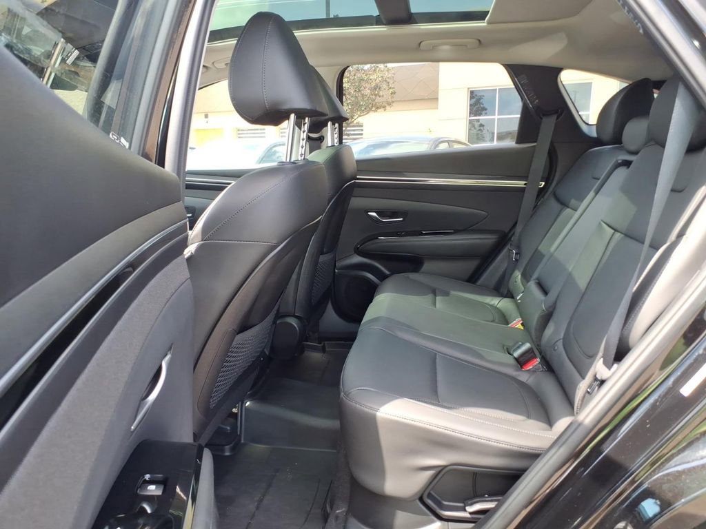 Used 2023 Hyundai Tucson SEL image 11