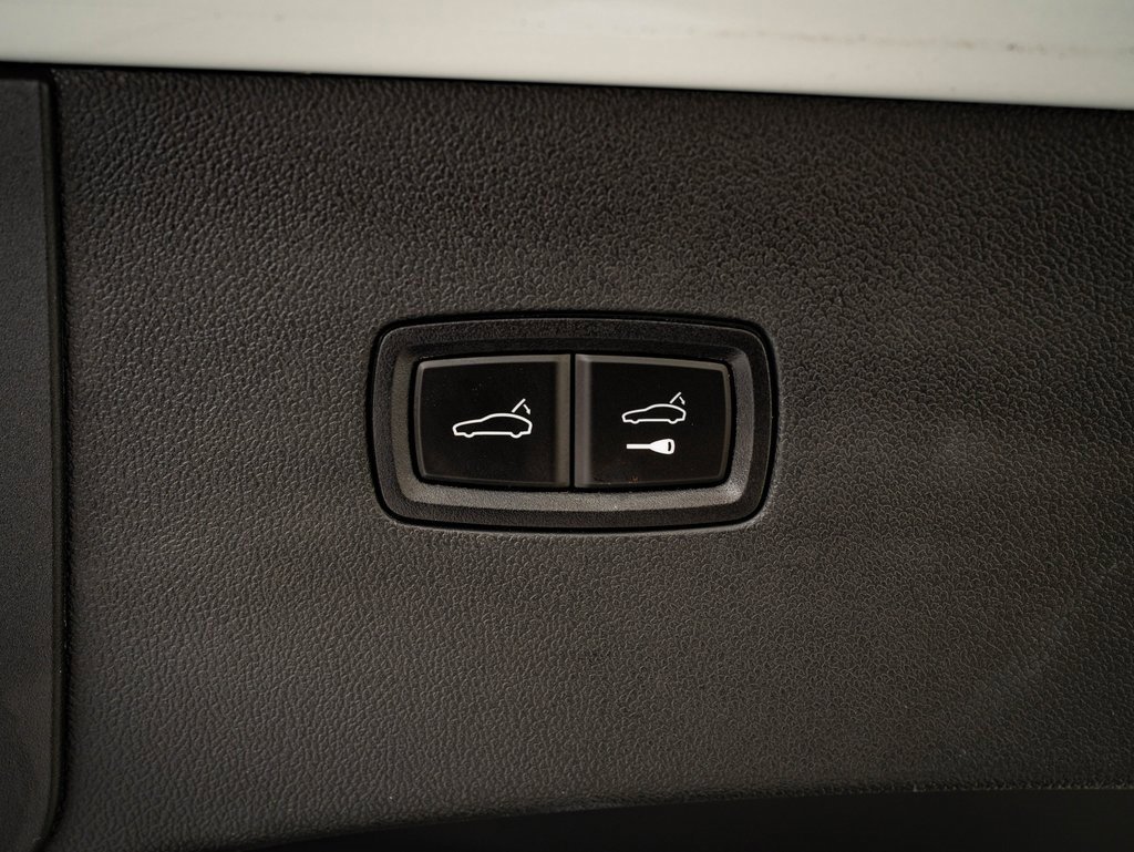 Certified 2024 Porsche Cayenne Coupe image 21