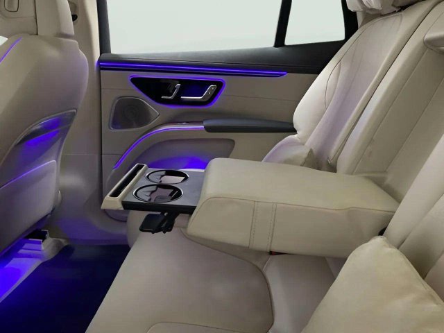 Used 2024 Mercedes-Benz EQS 450+ SUV image 66