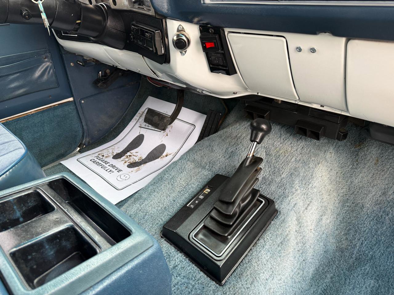 Used 1987 GMC Suburban 4WD image 31