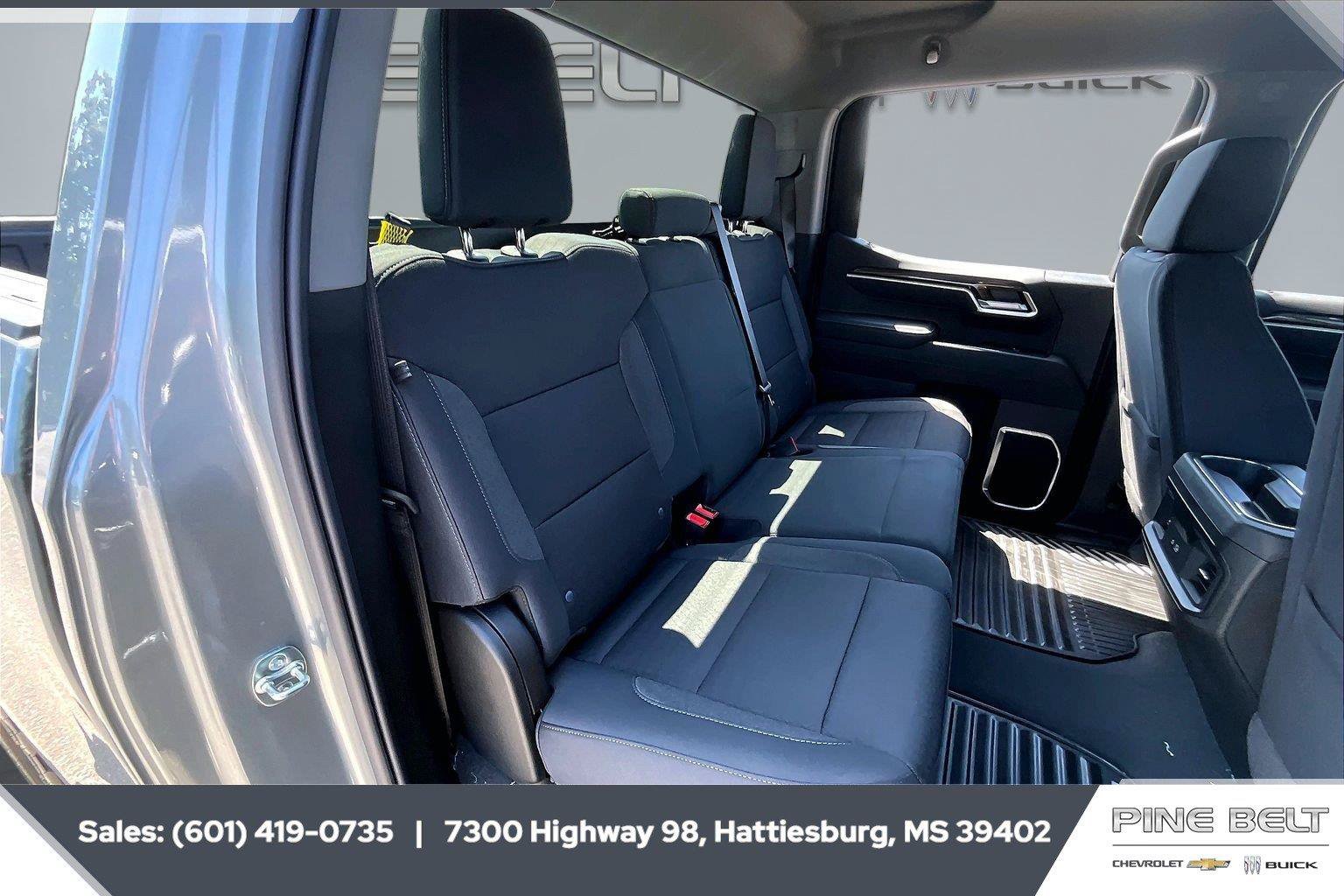 New 2026 Chevrolet Silverado 1500 LT w/ Z71 Off-Road Package AWD/4WD image 21