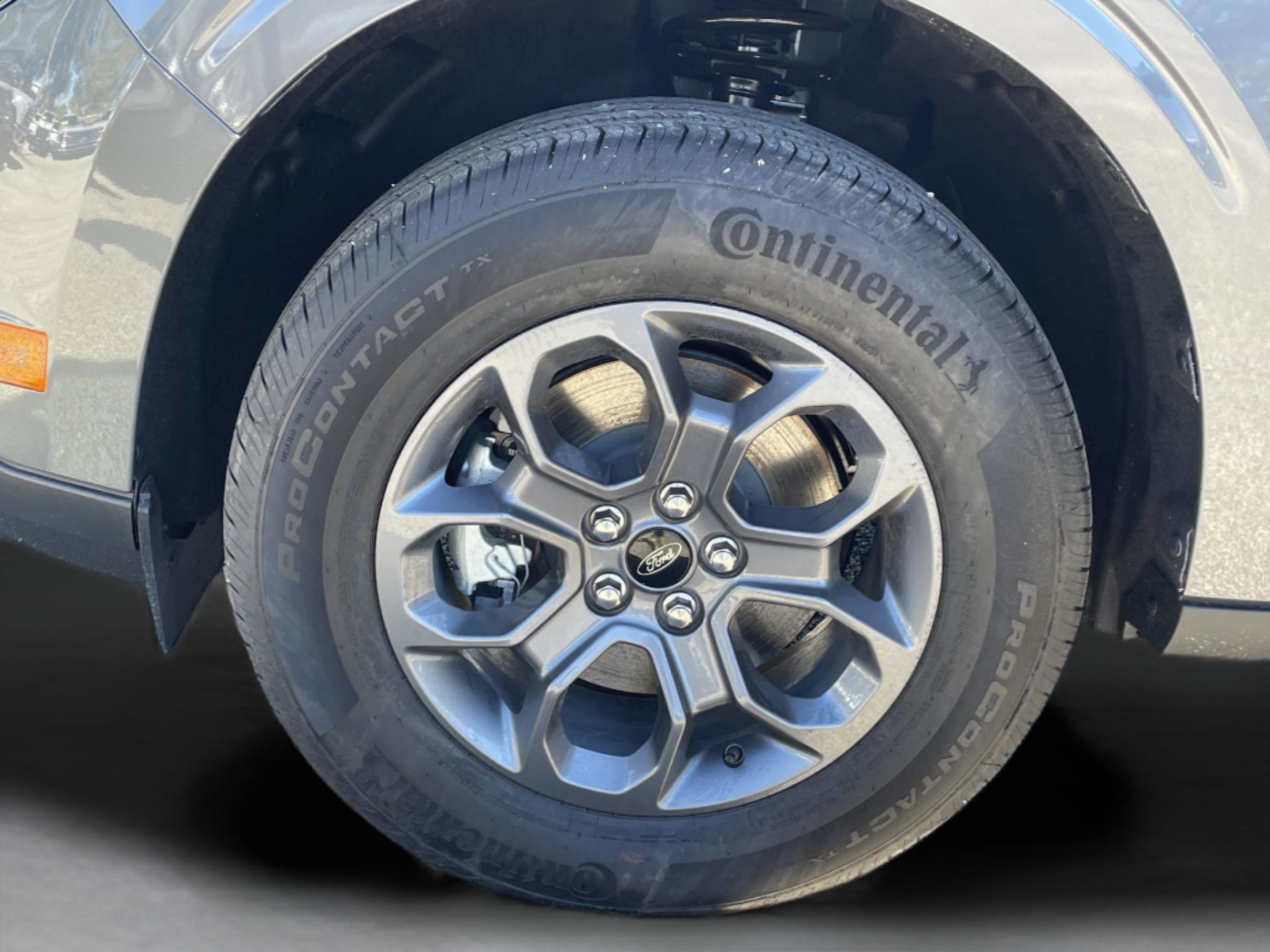 New 2025 Ford Maverick XLT w/ Equipment Group 302A image 30