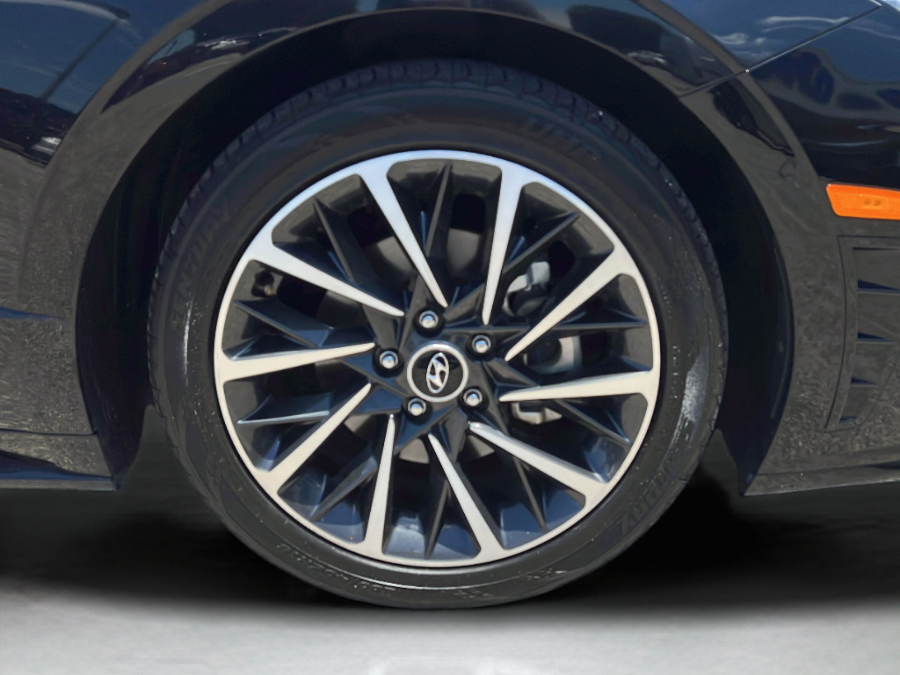 Used 2023 Hyundai Sonata Limited FWD image 26