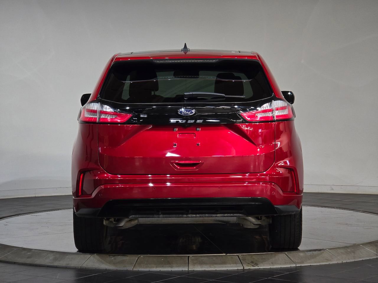 Used 2023 Ford Edge ST-Line image 7