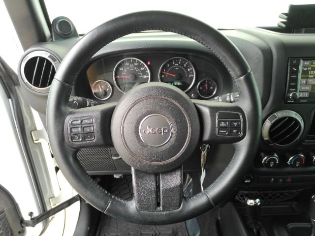 Used 2014 Jeep Wrangler Sport image 3