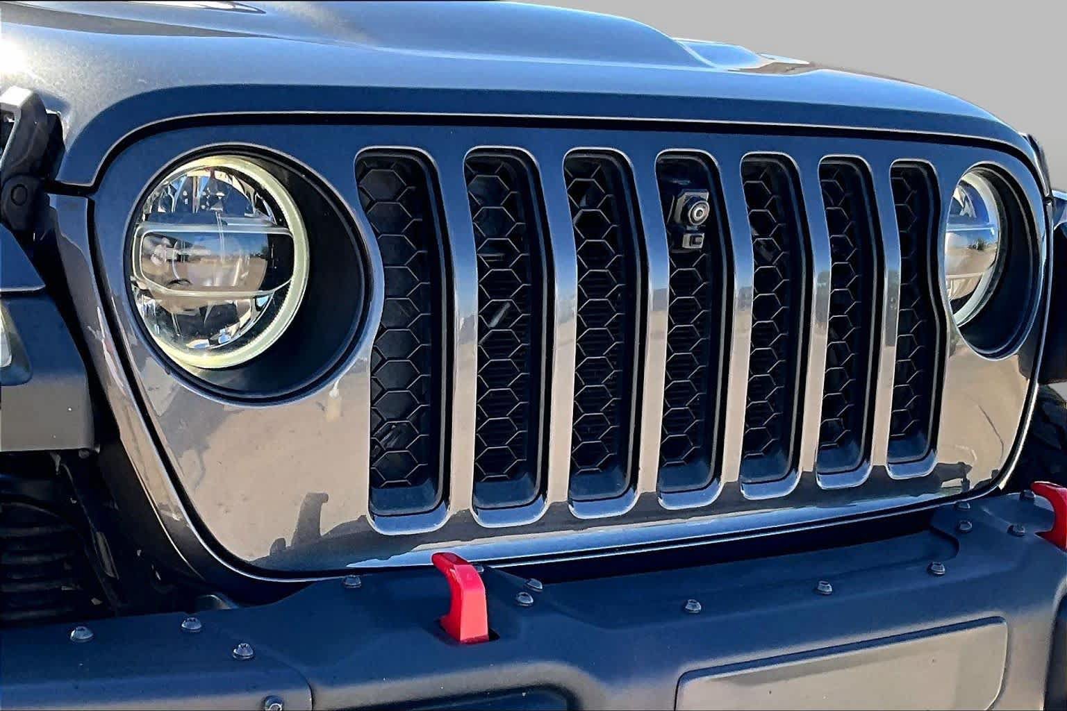 Used 2021 Jeep Gladiator Rubicon AWD/4WD image 27
