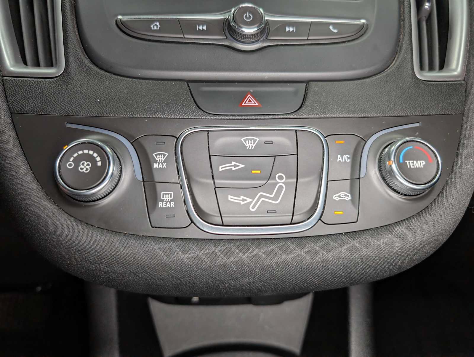 Used 2018 Chevrolet Malibu LS FWD image 28
