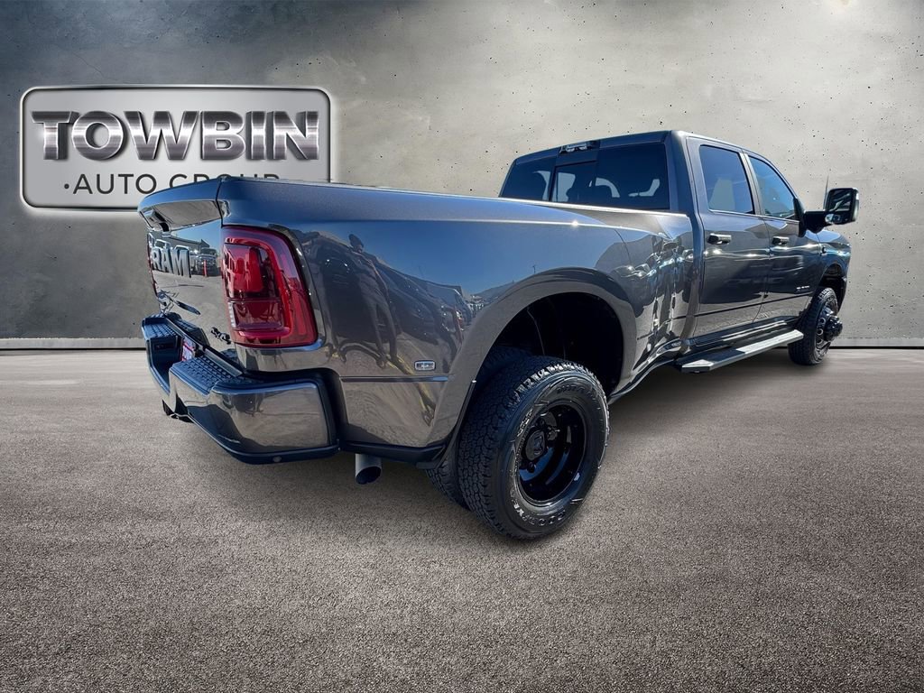 Used 2025 RAM 3500 Big Horn image 4