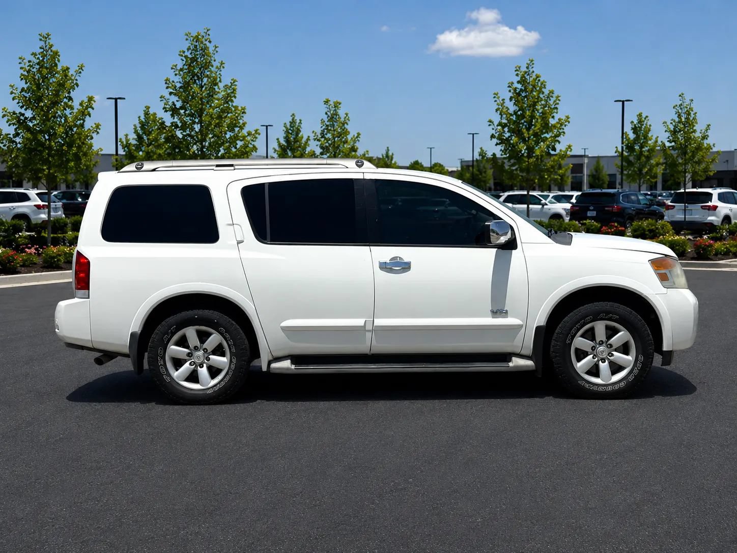 Used 2009 Nissan Armada SE RWD image 6