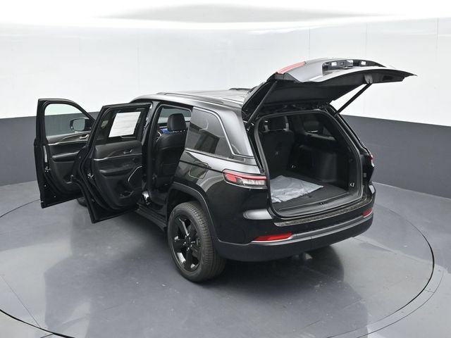 New 2026 Jeep Grand Cherokee Limited w/ Limited Altitude Package RWD image 56