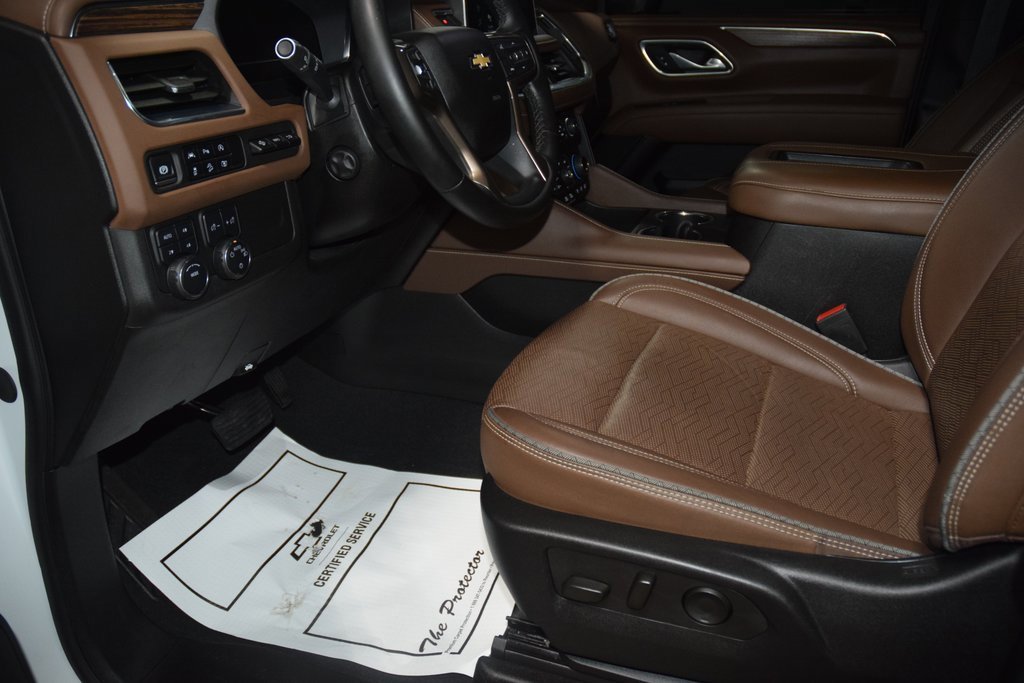 Used 2024 Chevrolet Suburban High Country image 38