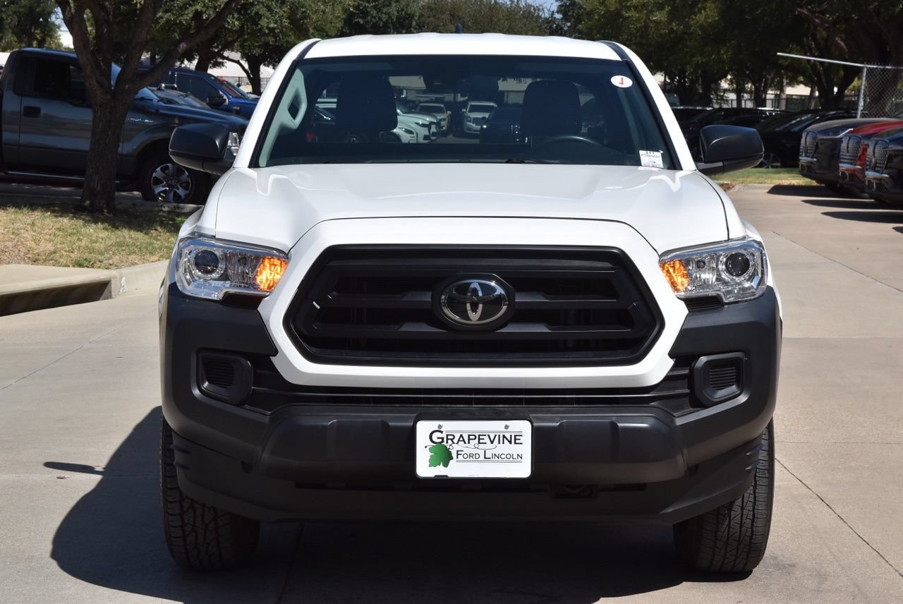 Used 2023 Toyota Tacoma SR RWD image 3