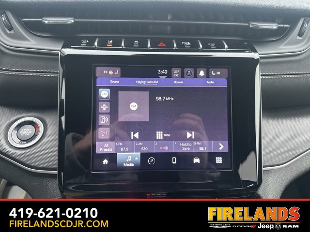 Used 2024 Jeep Grand Cherokee Altitude image 26