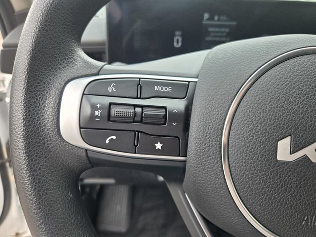 New 2025 Kia K5 LXS FWD image 19
