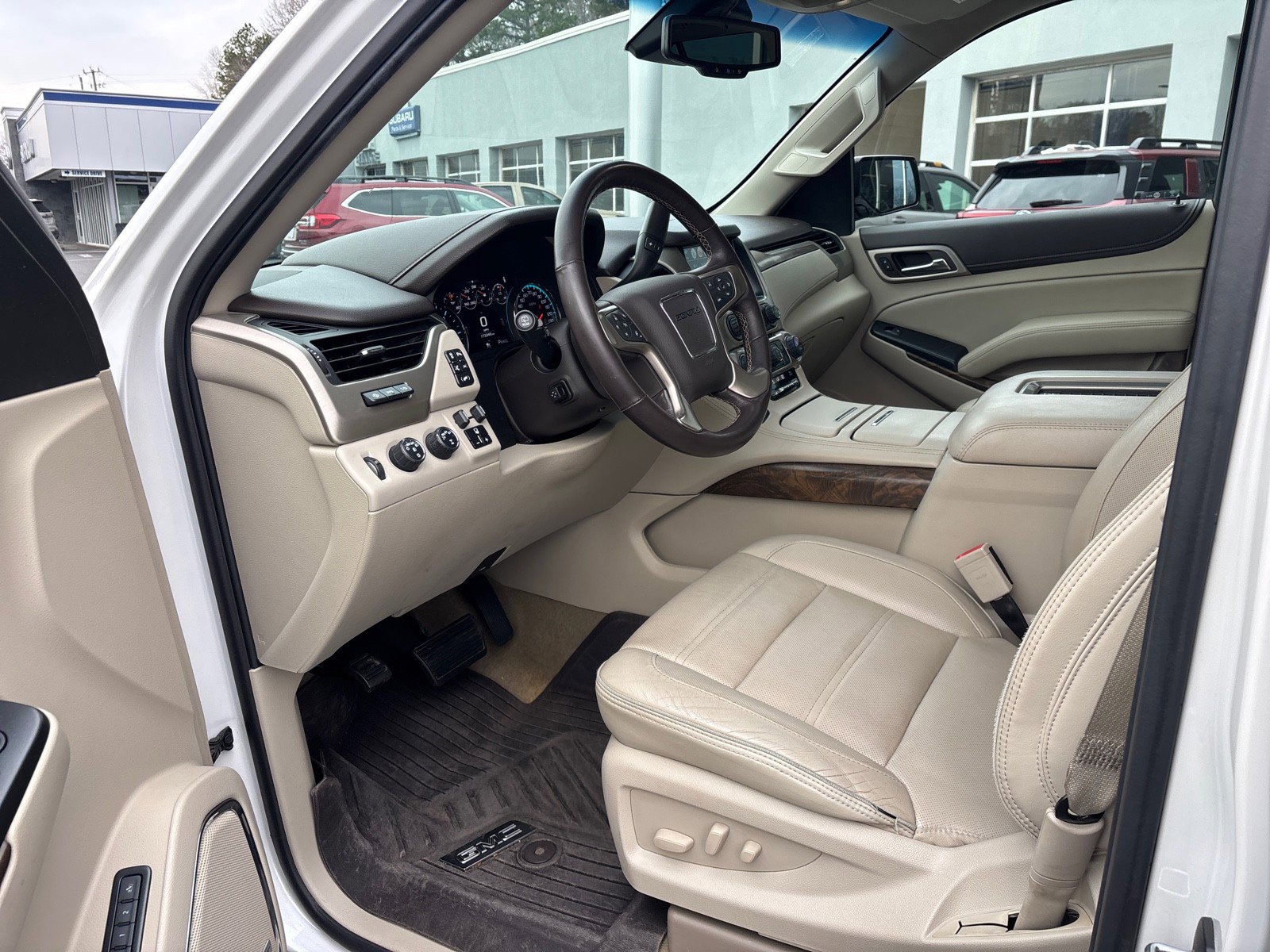 Used 2018 GMC Yukon Denali w/ Denali Ultimate Package image 14