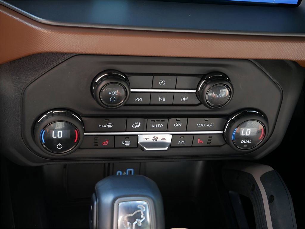 Used 2024 Ford Bronco Outer Banks image 22