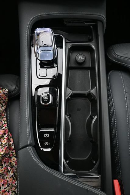 Used 2024 Volvo XC90 B6 Ultimate w/ Lounge Package AWD/4WD image 12