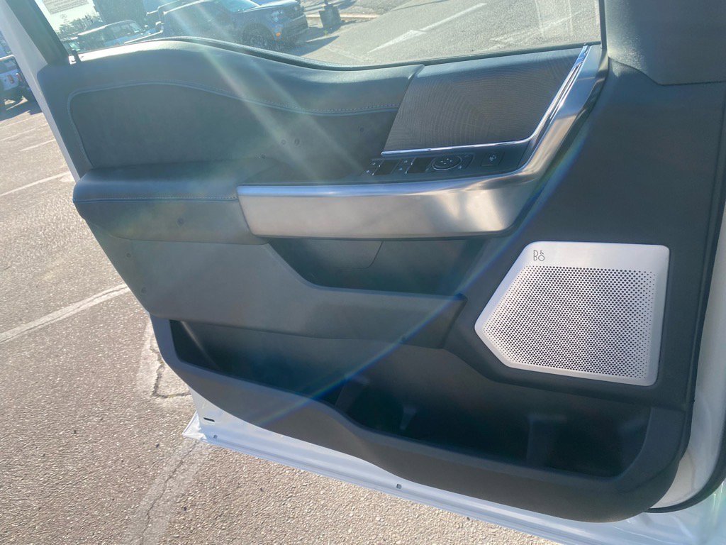 New 2025 Ford F250 Platinum image 36