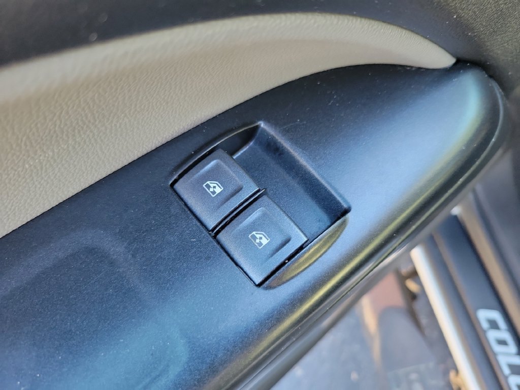 Used 2021 Chevrolet Colorado W/T RWD image 19