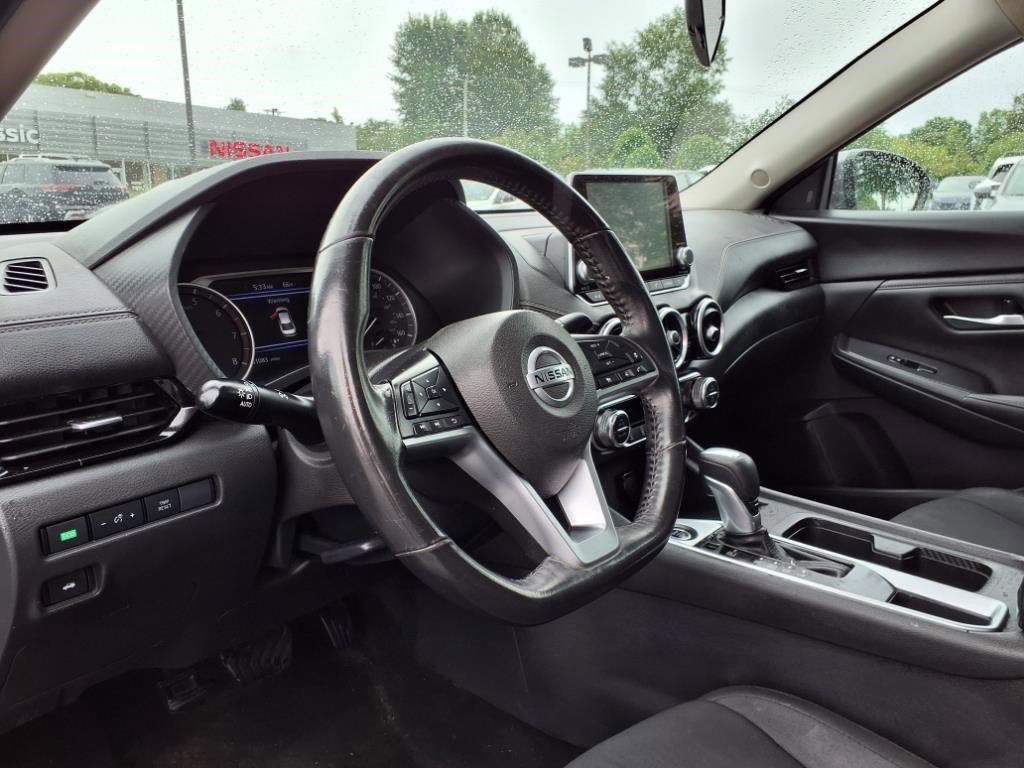 Used 2021 Nissan Sentra SV w/ Trunk Package image 8