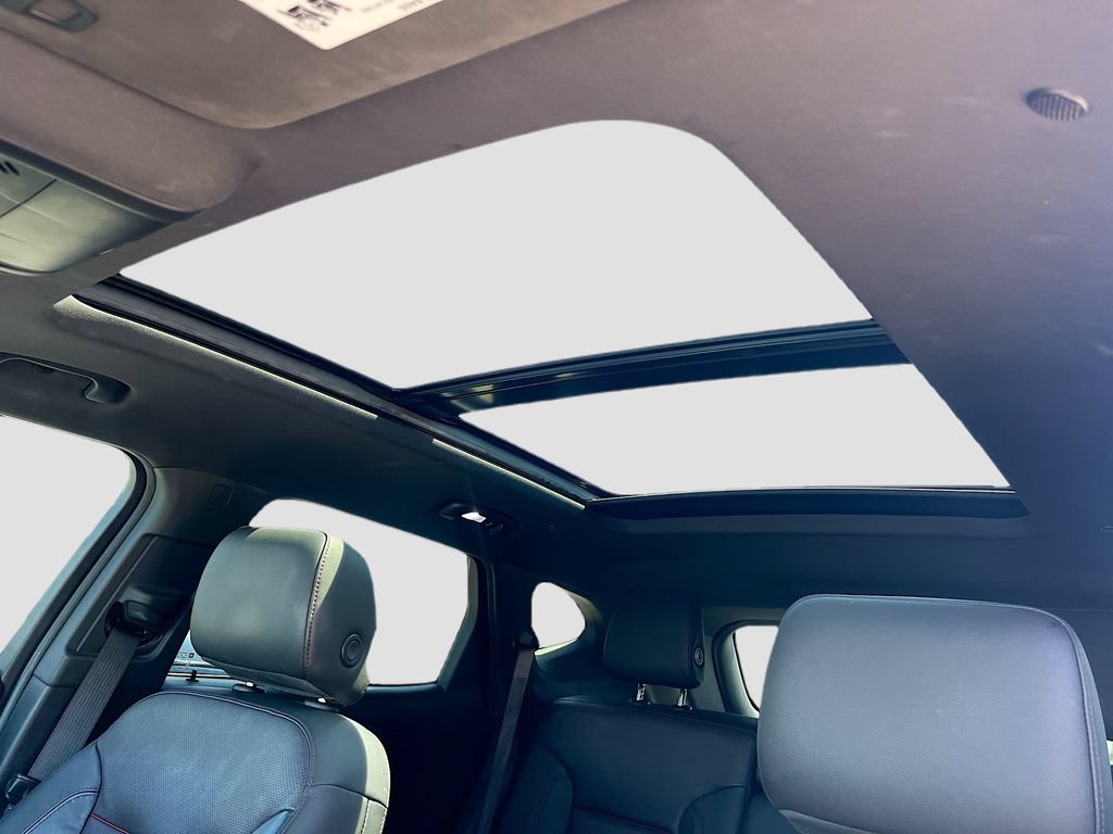 Used 2019 Chevrolet Blazer RS FWD image 23