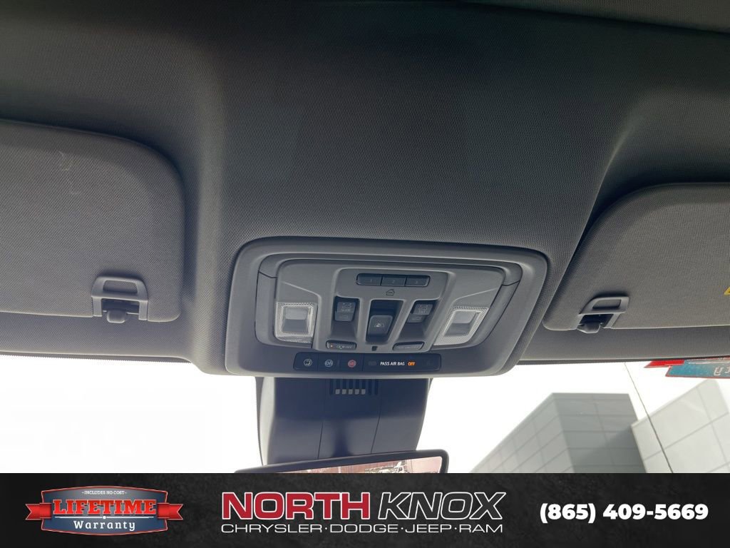 Used 2022 GMC Sierra 1500 Denali w/ Denali Reserve Package image 11