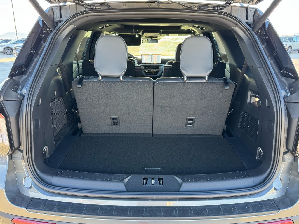 New 2026 Ford Explorer ST w/ Sun And Sound Package AWD/4WD image 13