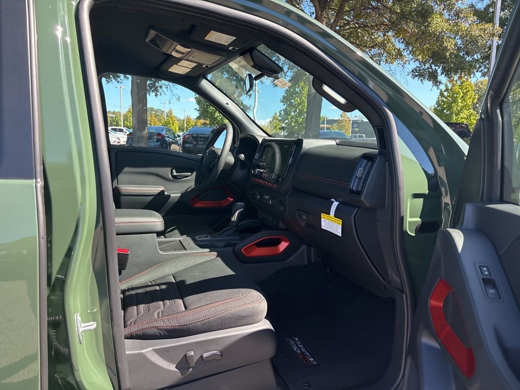 New 2026 Nissan Frontier PRO-4X w/ Pro-4x Convenience Package image 18