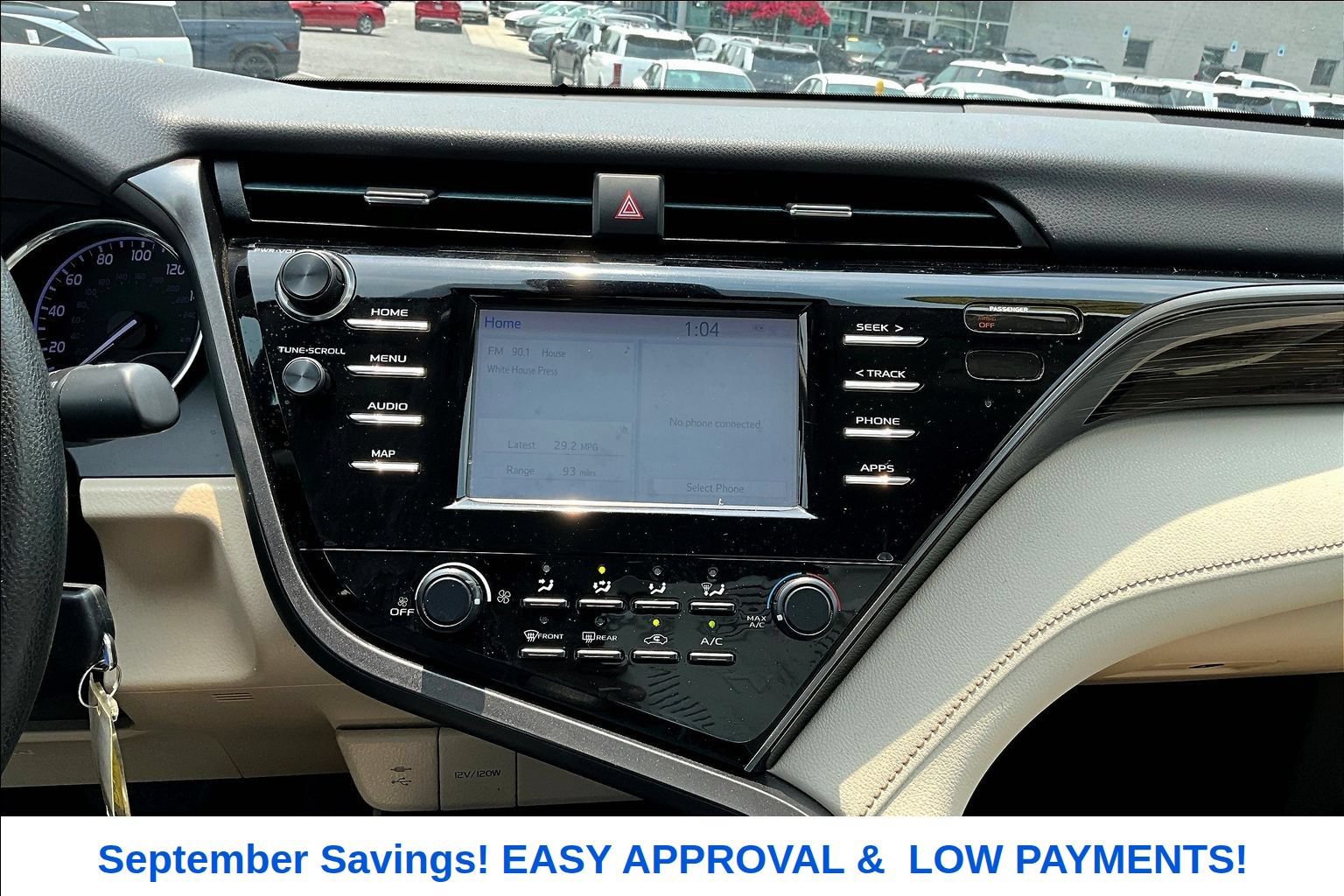 Used 2019 Toyota Camry LE FWD image 13