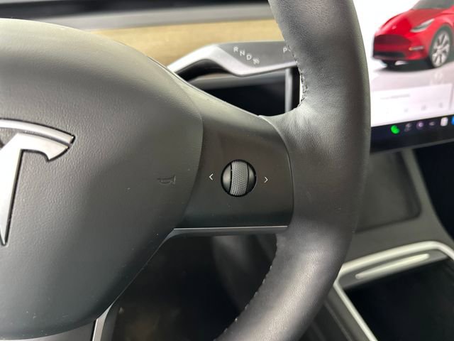 Used 2022 Tesla Model Y Long Range image 17