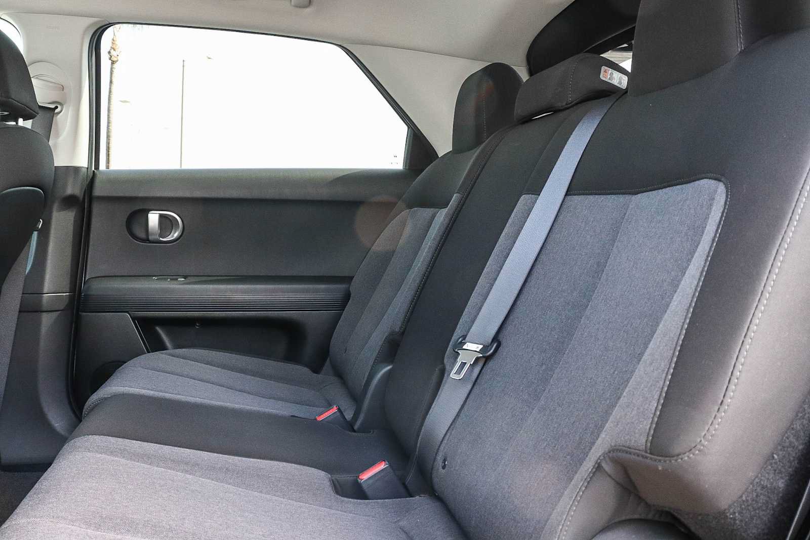 Used 2024 Hyundai Ioniq 5 SEL RWD image 25