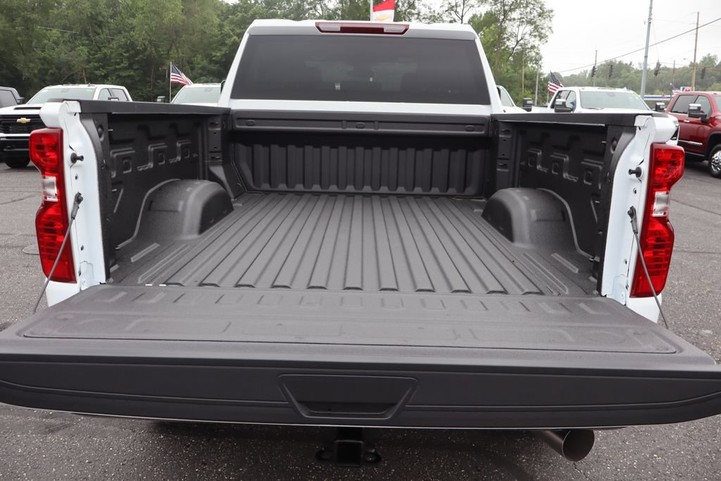 New 2026 Chevrolet Silverado 2500 Custom w/ Custom Value Package AWD/4WD image 25
